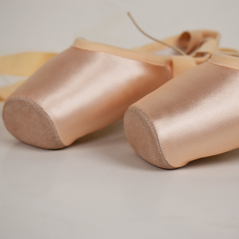 Yalisidai Ballet dance shoes Pointe Shoes upgraded stretch satin A804